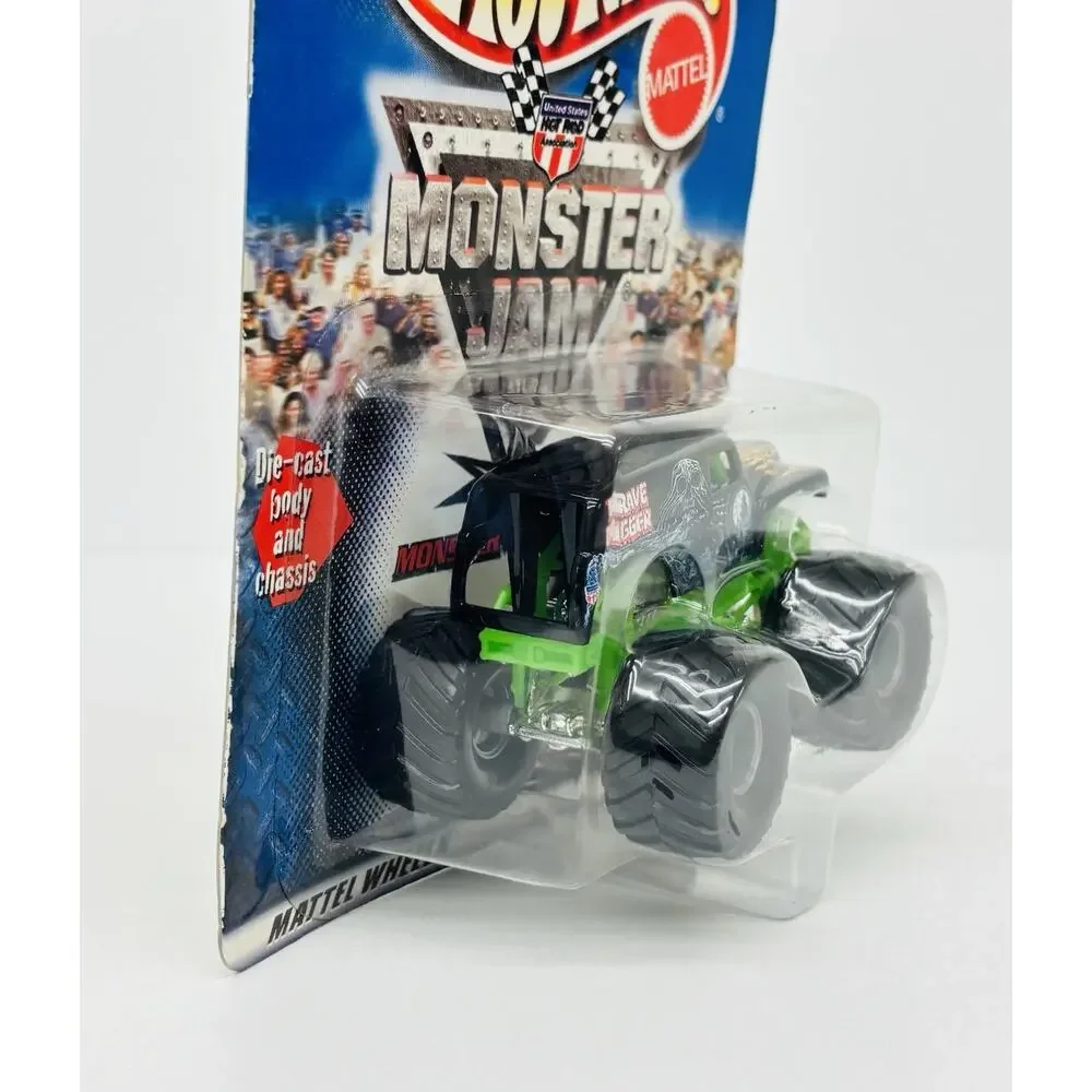 Hot Wheels Grave Digger 2000 Long Card Monster Jam Hot Rod Association 28070 New